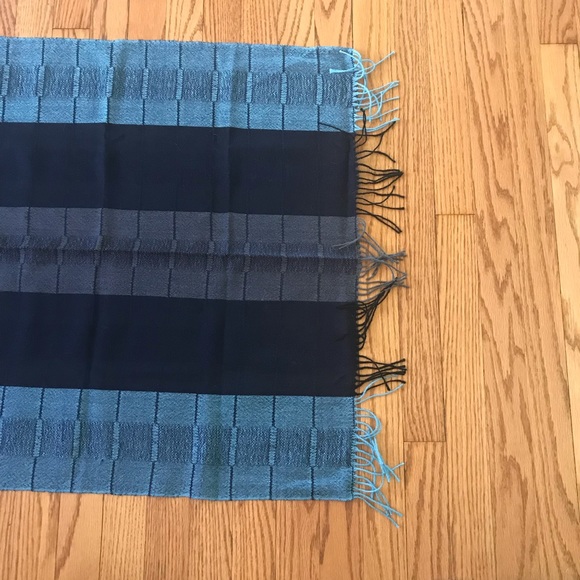 Novica Accessories - Novica 100% Alpaca Wrap